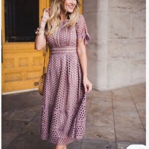 Ivy City co. Dress Womens size XS. Mauve color worn once. Beautiful details.